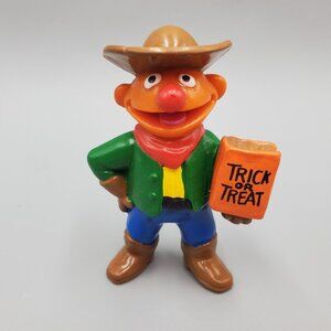 Cowboy Ernie Pvc Figure Sesame Street Halloween Trick or Treat 2.5 inch